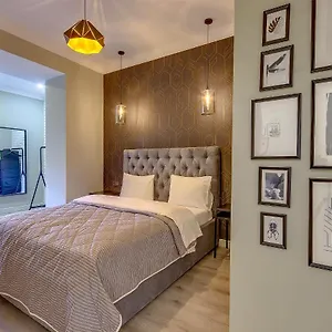 4* Aparthotel Opera